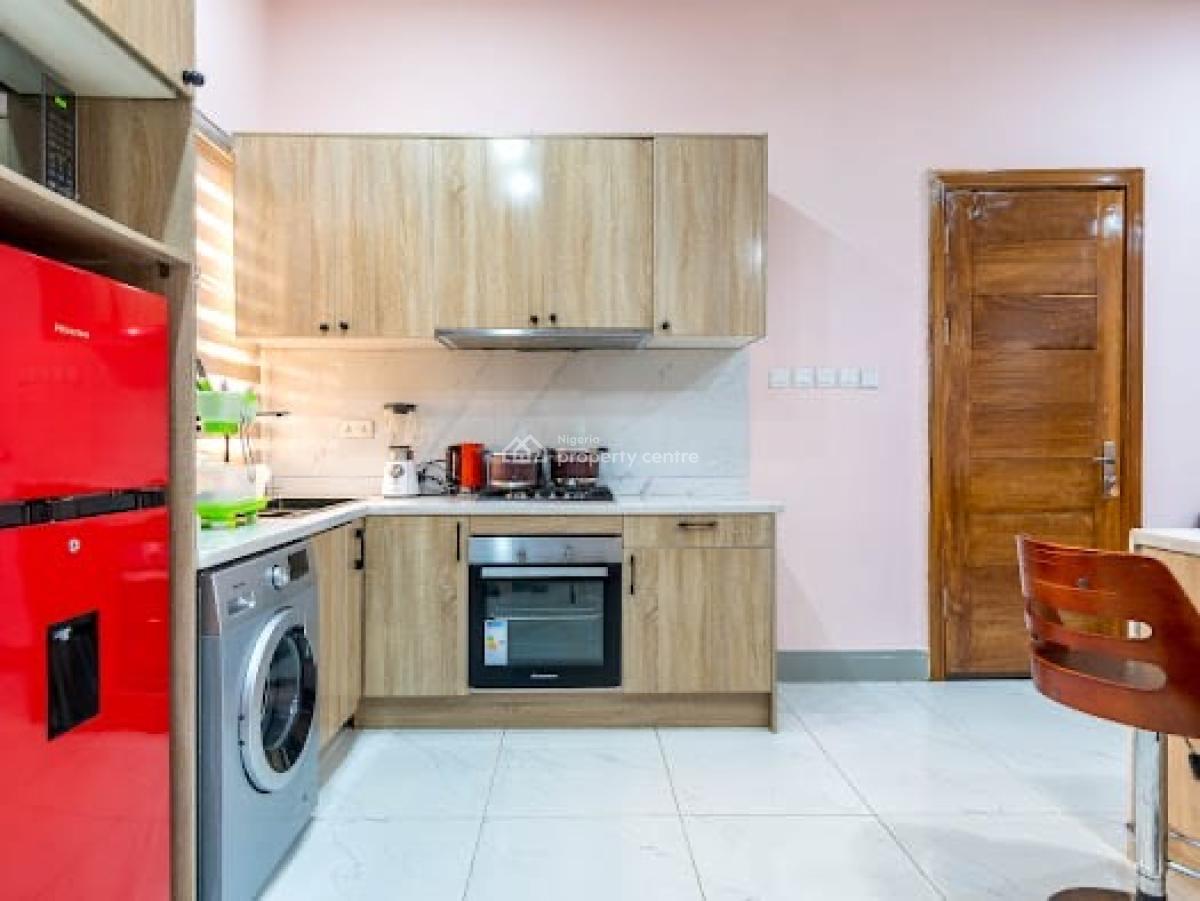 Sophisticated Living 2-bedroom Apartment, Ikota, Lekki, Lagos, Flat / Apartment Short Let