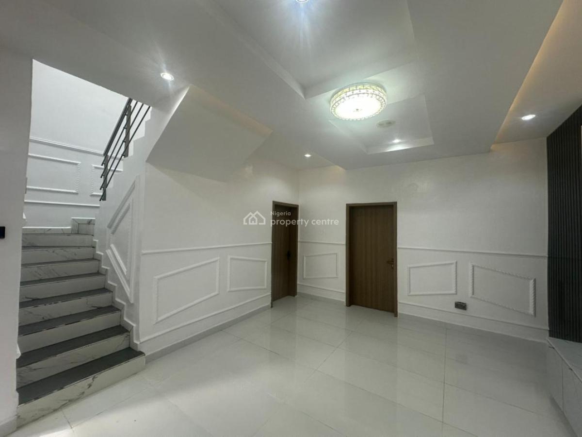 3bedroom Terrace Duplex, Abraham Adesanya Road, Ogombo, Ajah, Lagos, Terraced Duplex for Sale