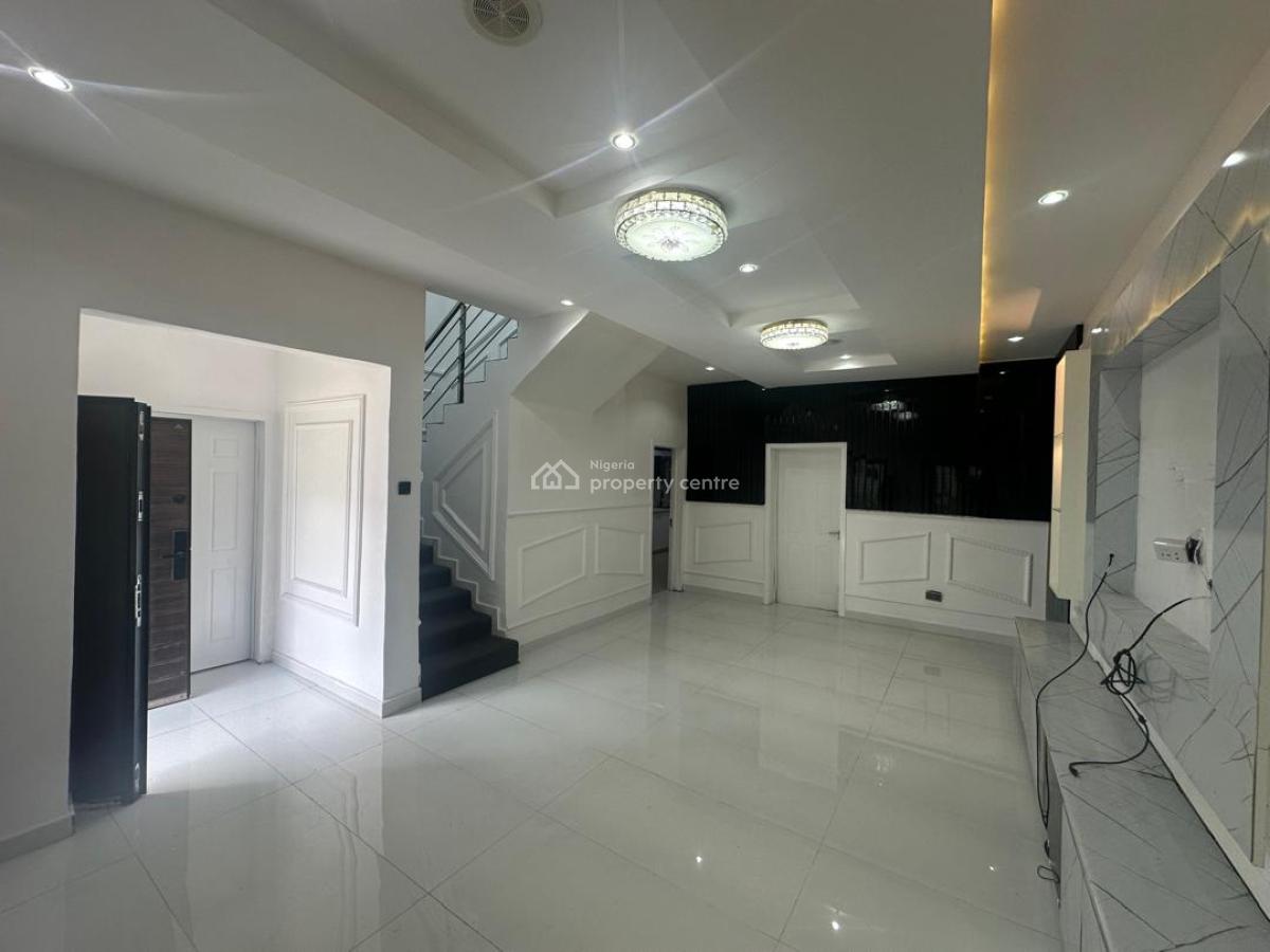 3bedroom Terrace Duplex, Abraham Adesanya Road, Ogombo, Ajah, Lagos, Terraced Duplex for Sale