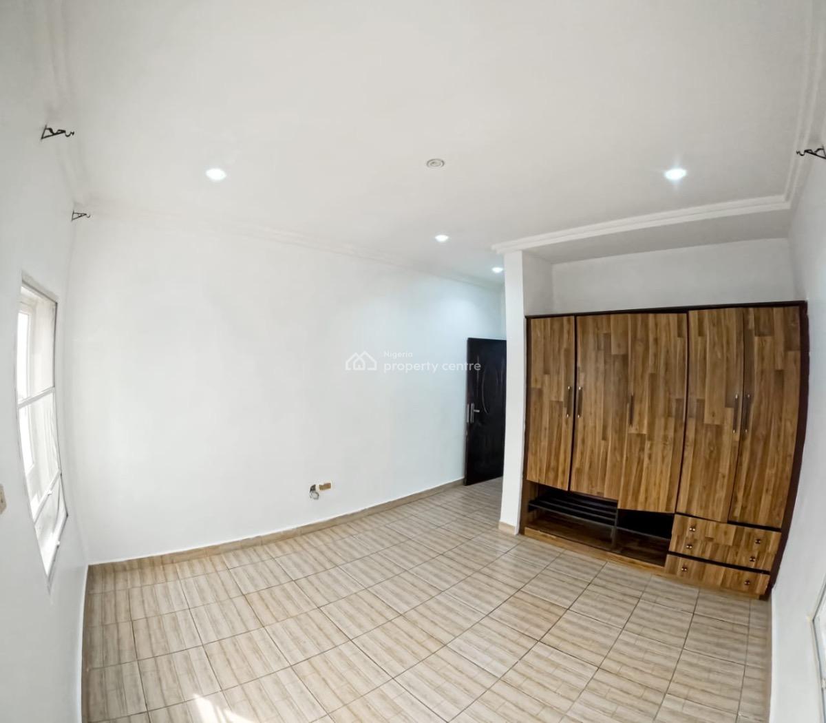 2bedrooms Apartment in a Serene and Secure Estate, Apo, Abuja, Flat / Apartment for Sale