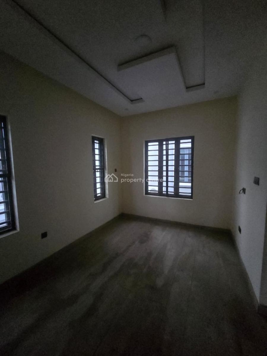 5 Bedroom Terraced Duplex +bq, Gra Phase 1, Magodo, Lagos, Terraced Duplex for Rent