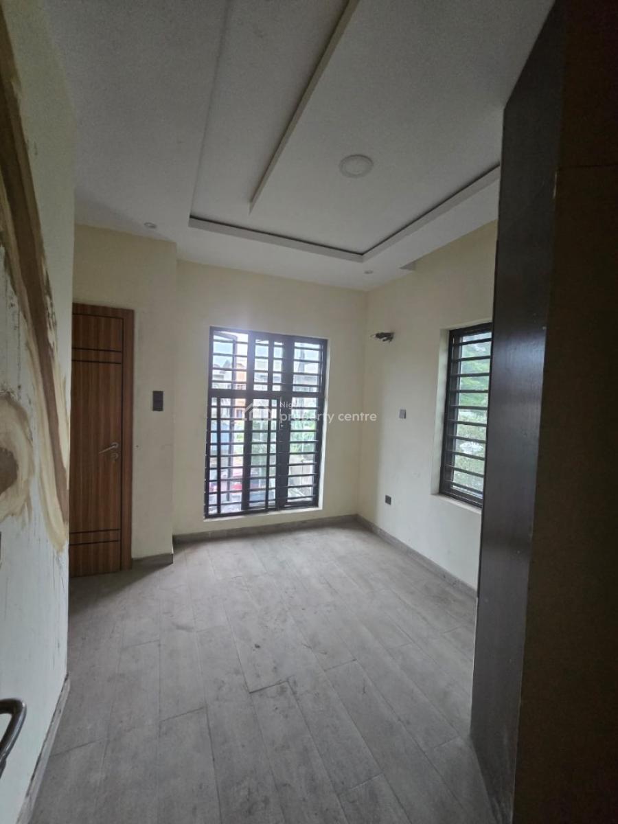 5 Bedroom Terraced Duplex +bq, Gra Phase 1, Magodo, Lagos, Terraced Duplex for Rent