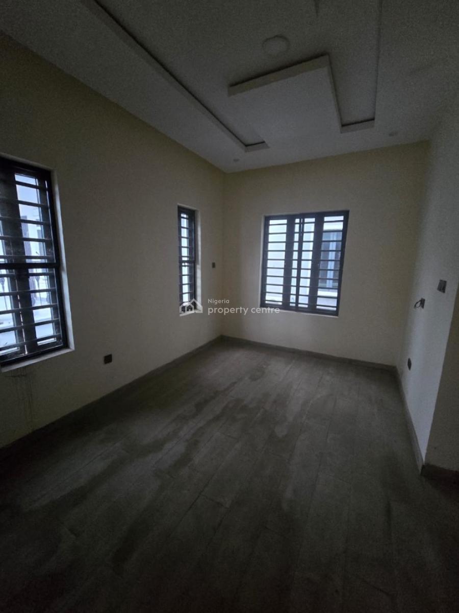 5 Bedroom Terraced Duplex +bq, Gra Phase 1, Magodo, Lagos, Terraced Duplex for Rent