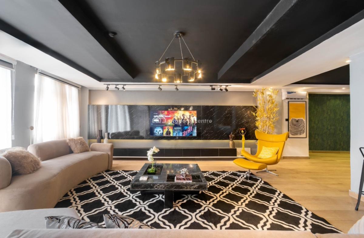 Elite Comfort New 3-bedroom Waterfront Apartment, Lekki Phase 1, Lekki, Lagos, Flat / Apartment Short Let