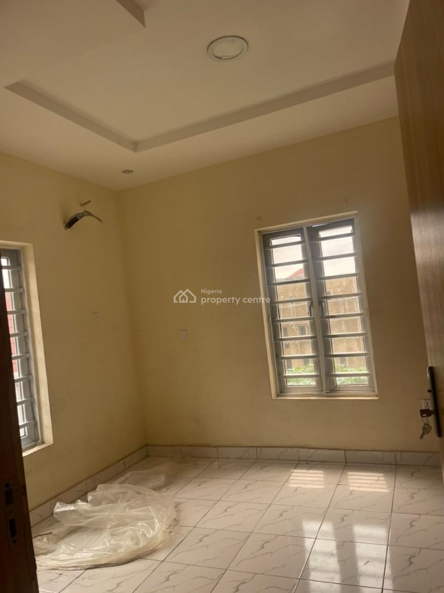 4 Bedrooms Semi Detached Duplex @ Gateway Zone Magodo Gra Phase 1, Gra Phase 1, Magodo, Lagos, Semi-detached Duplex for Rent