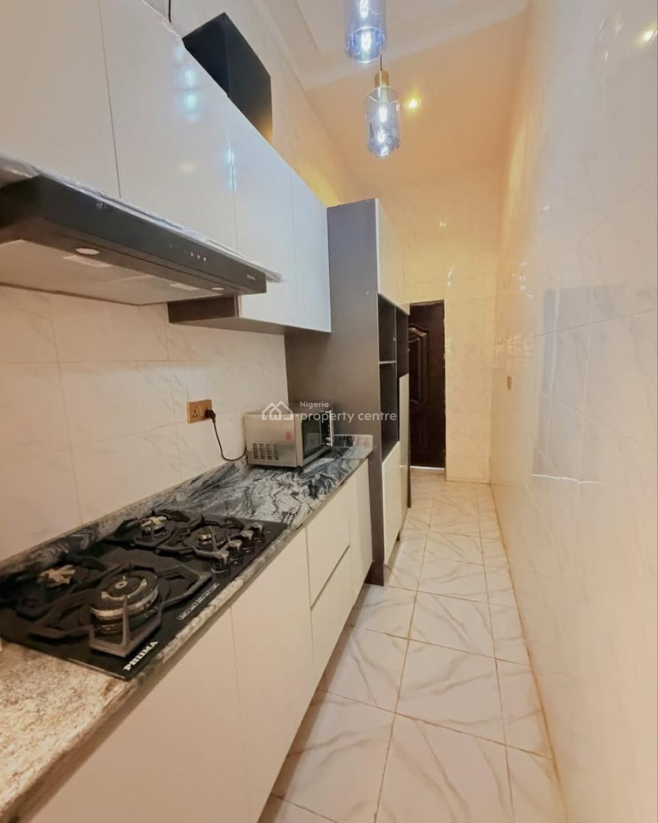 Spacious Furnished 2 Bedroom Terrace Duplex with Bq, Magodo, Lagos, Terraced Duplex for Sale