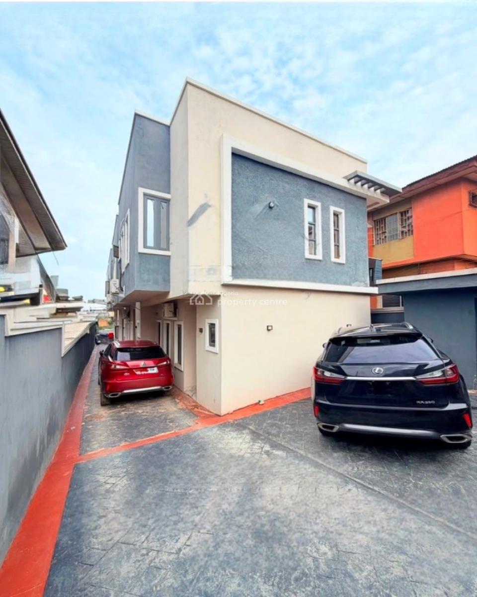 Exquisitely Built Furnished 2 Bedroom Terrace Duplex with Bq, Magodo, Lagos, Terraced Duplex for Sale