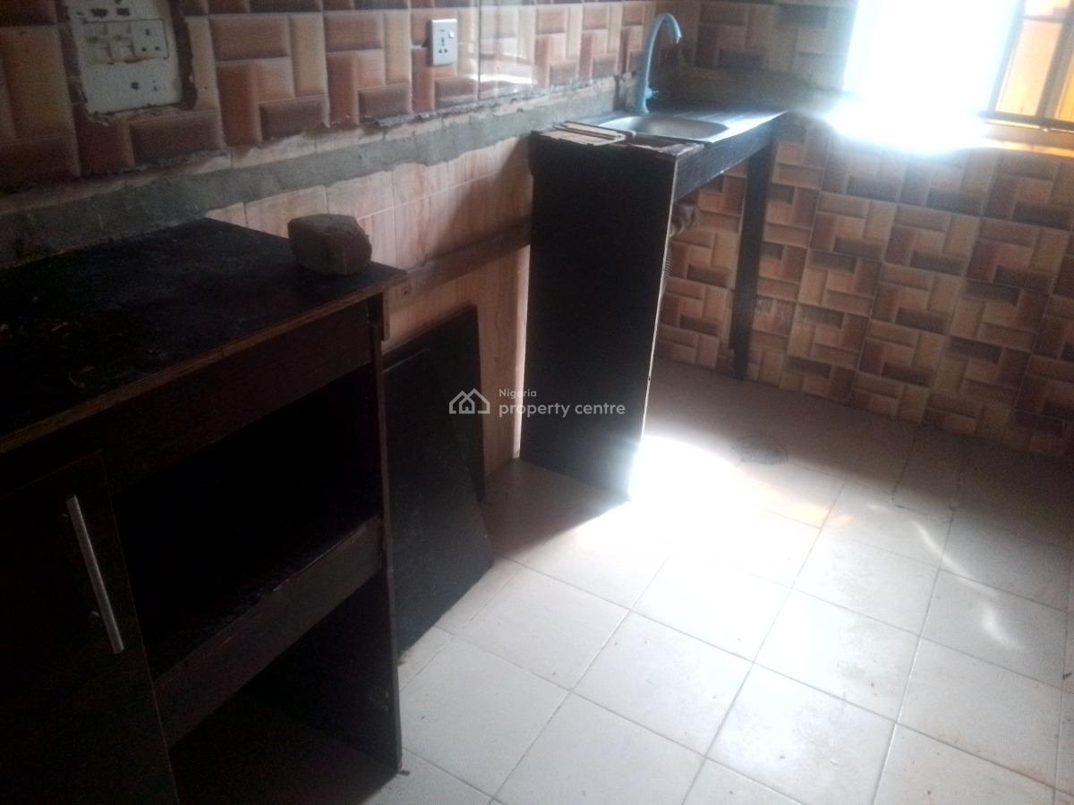 Spacious Luxury 2 Bedroom Flat with Excellent Features, Victory Estate Rd, Ogombo, Ajah, Lagos, Flat / Apartment for Rent