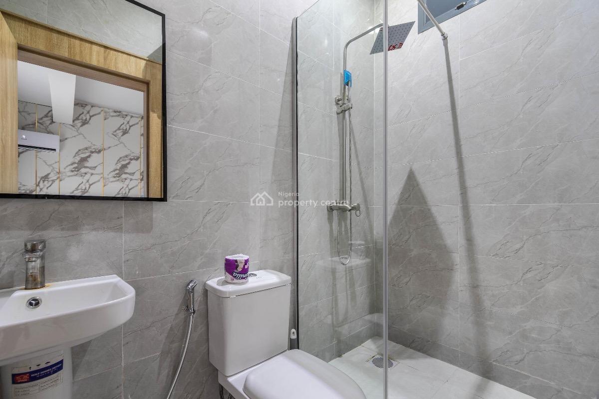 Sophisticated 2-bedroom Apartment with 3 Balconies and Top Amenities, Lekki Phase 1, Lekki, Lagos, Flat / Apartment Short Let