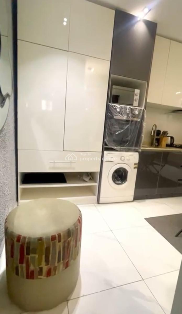 Pristine 1-bedroom Apartment with Exceptional Finishes, Freedom Way, Lekki Phase 1, Lekki, Lagos, Flat / Apartment Short Let