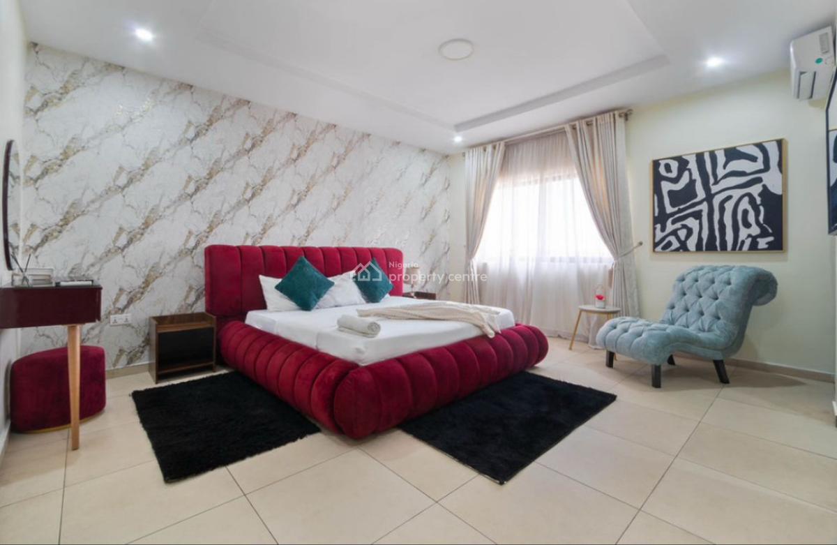 Lavish 4-bedroom Apartment with Premium Furnishings, Ikate Elegushi, Lekki, Lagos, House Short Let