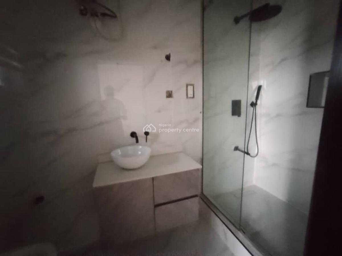 Fully Serviced 3 Bedroom Flat with Bq, Safecourt Estate, Ikate Lekki Lagos, Ikate, Lekki, Lagos, Flat / Apartment for Rent
