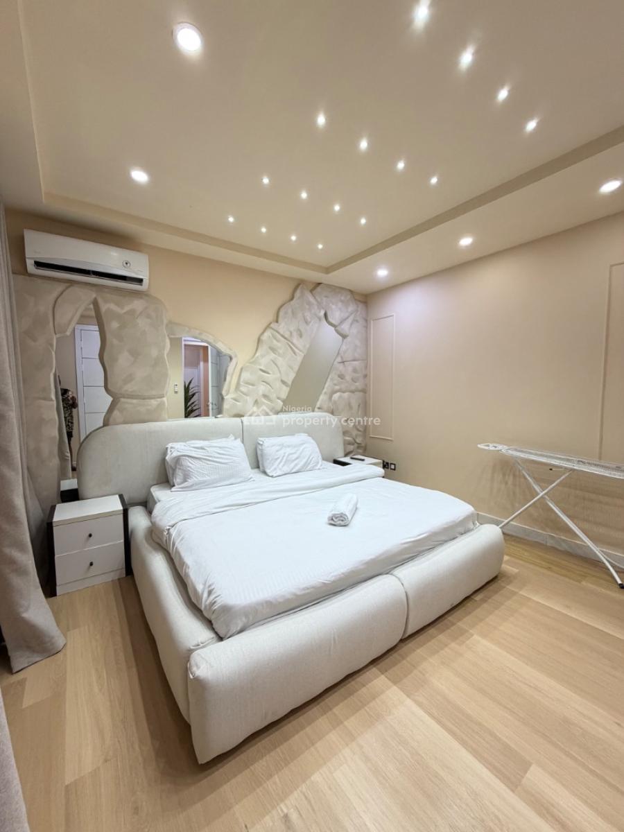 Luxurious 1bedroom with Private Cinema and Ps5, Ikate Elegushi, Lekki, Lagos, Flat / Apartment Short Let