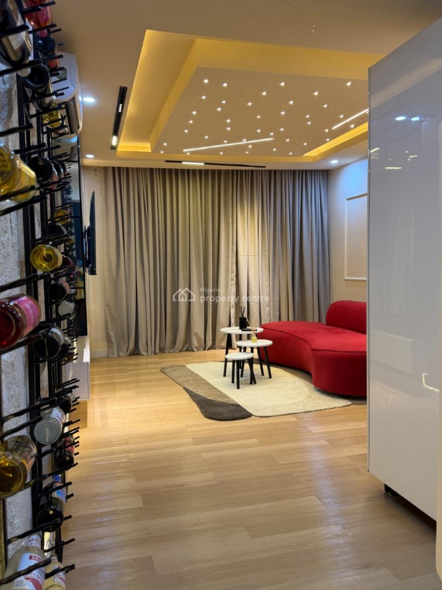 Luxurious 1bedroom with Private Cinema and Ps5, Ikate Elegushi, Lekki, Lagos, Flat / Apartment Short Let