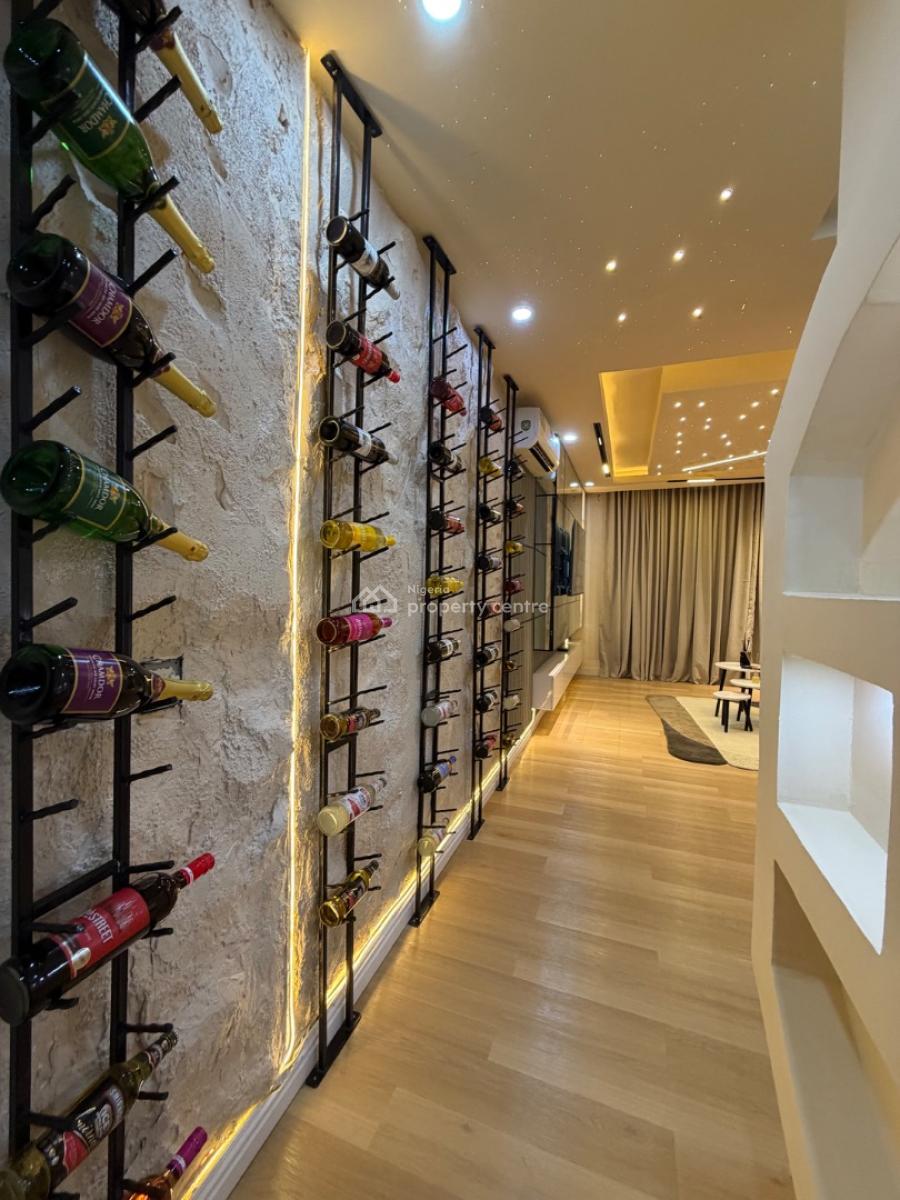 Luxurious 1bedroom with Private Cinema and Ps5, Ikate Elegushi, Lekki, Lagos, Flat / Apartment Short Let