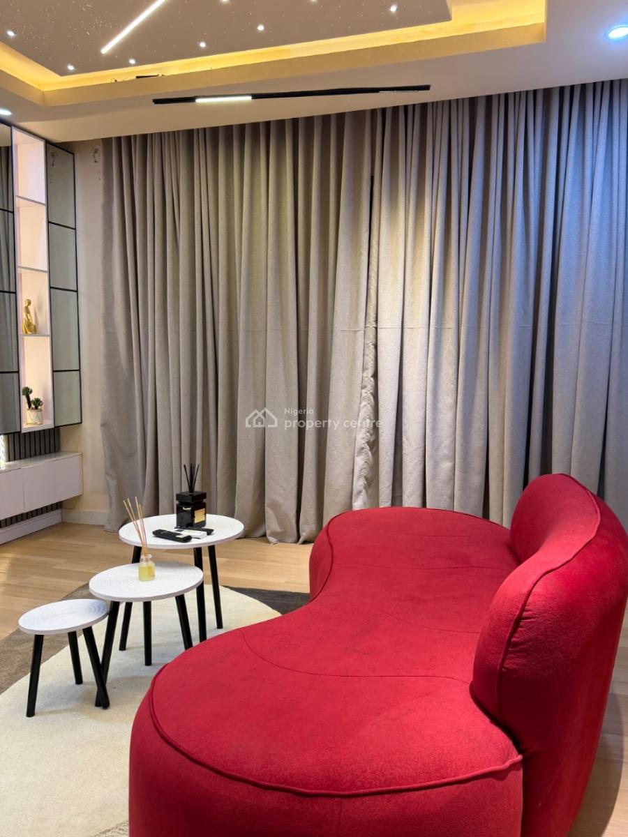 Luxurious 1bedroom with Private Cinema and Ps5, Ikate Elegushi, Lekki, Lagos, Flat / Apartment Short Let