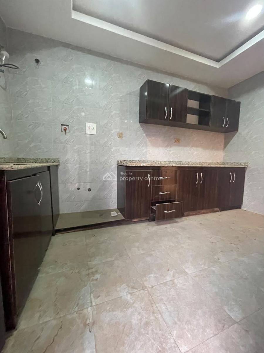 Luxury 2bedroom Block of Flats in a Secure Environment, Jahi Behind Living Faith Church, Jahi, Abuja, Flat / Apartment for Rent