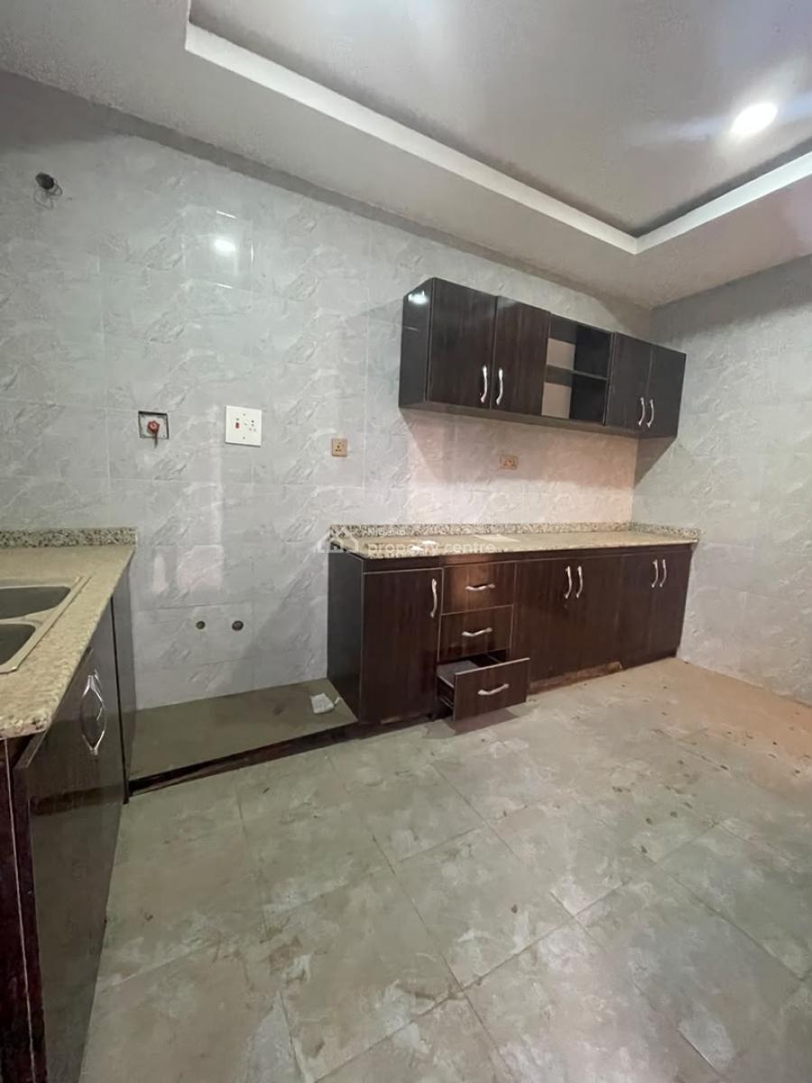 Luxury 2bedroom Block of Flats in a Secure Environment, Jahi Behind Living Faith Church, Jahi, Abuja, Flat / Apartment for Rent