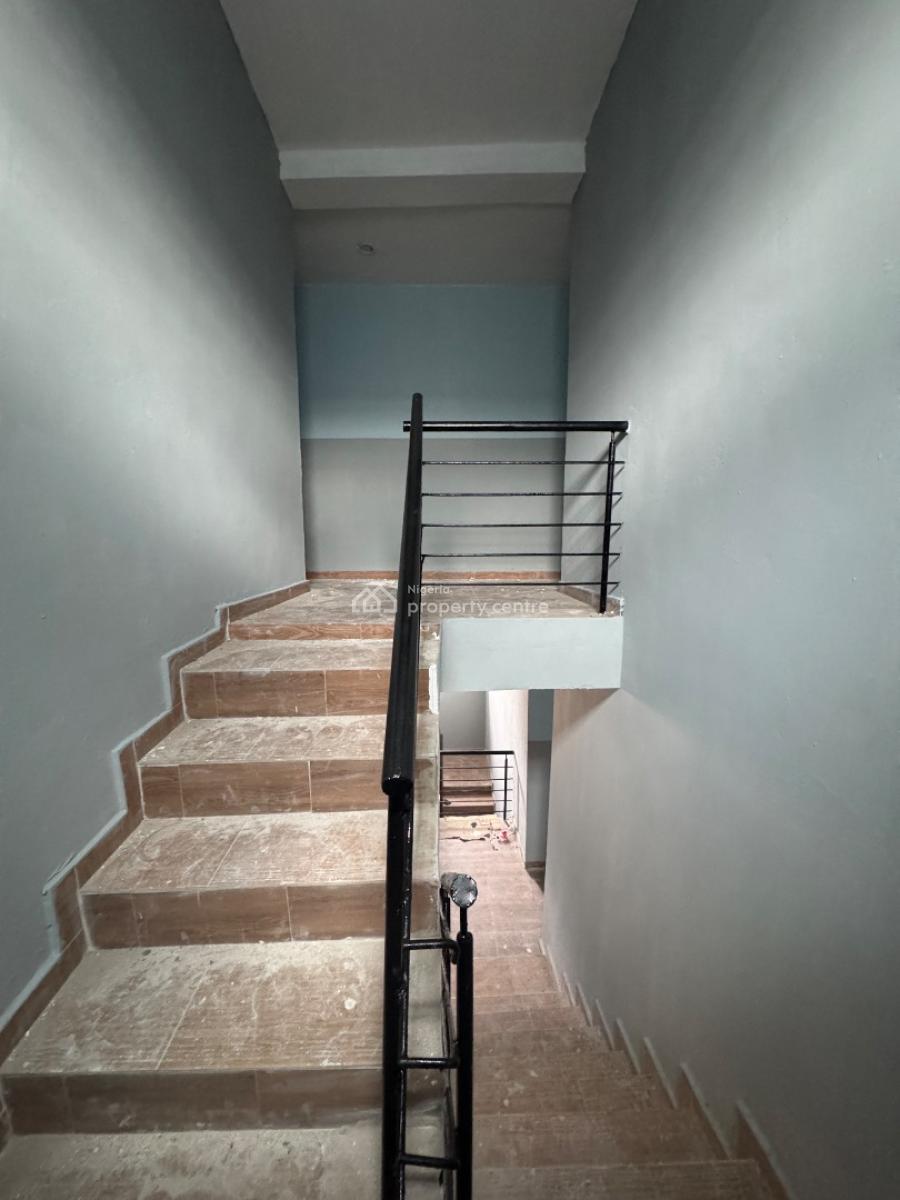 Newly Built Mini Flat Upstairs, Off Fetuga, Pedro, Gbagada, Lagos, Mini Flat (room and Parlour) for Rent