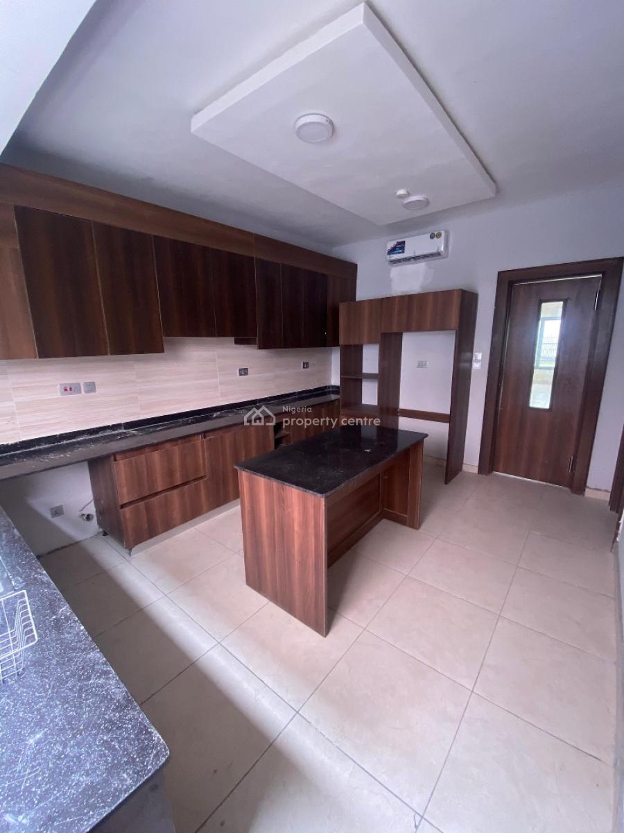 4 Bedroom Terrace with Pool, Lekki Phase 1, Lekki, Lagos, House for Rent