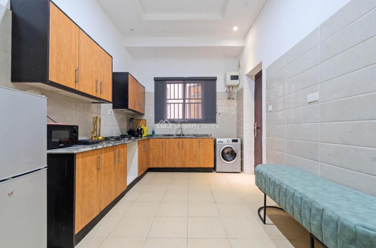 Tranquil 3-bedroom Apartment with Elegant Finishes, Ikate, Lekki, Lagos, House Short Let