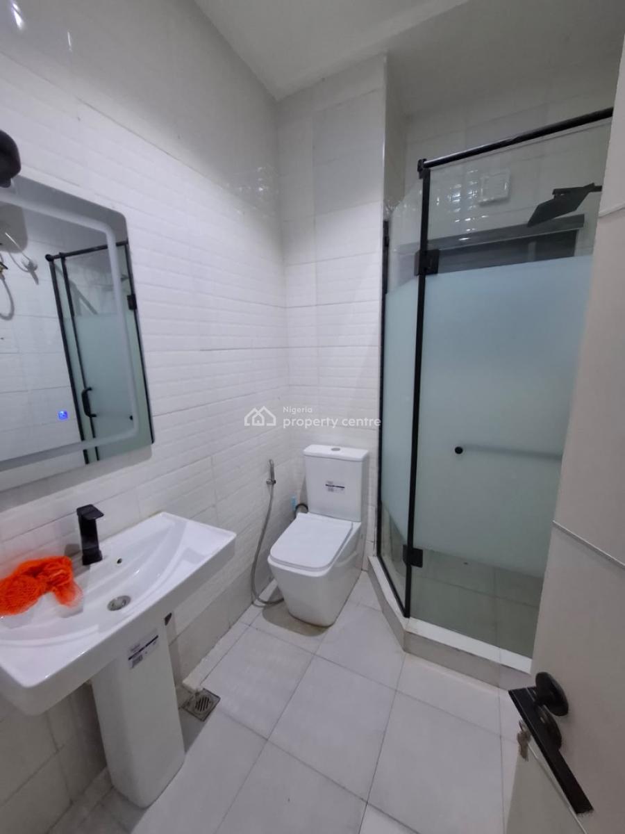 3 Bedroom Fully Furnished Flat., Maitama District, Abuja, Block of Flats for Sale