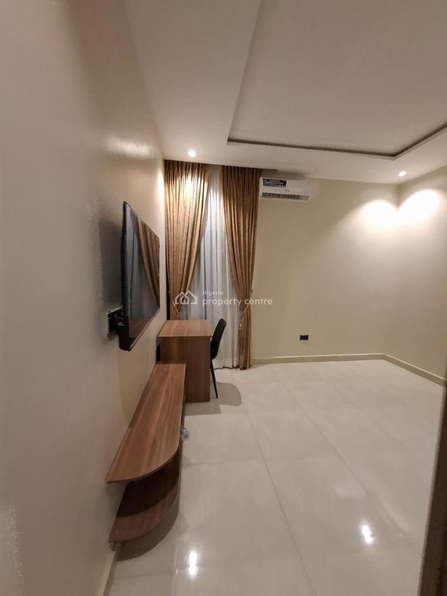 3 Bedroom Fully Furnished Flat., Maitama District, Abuja, Block of Flats for Sale