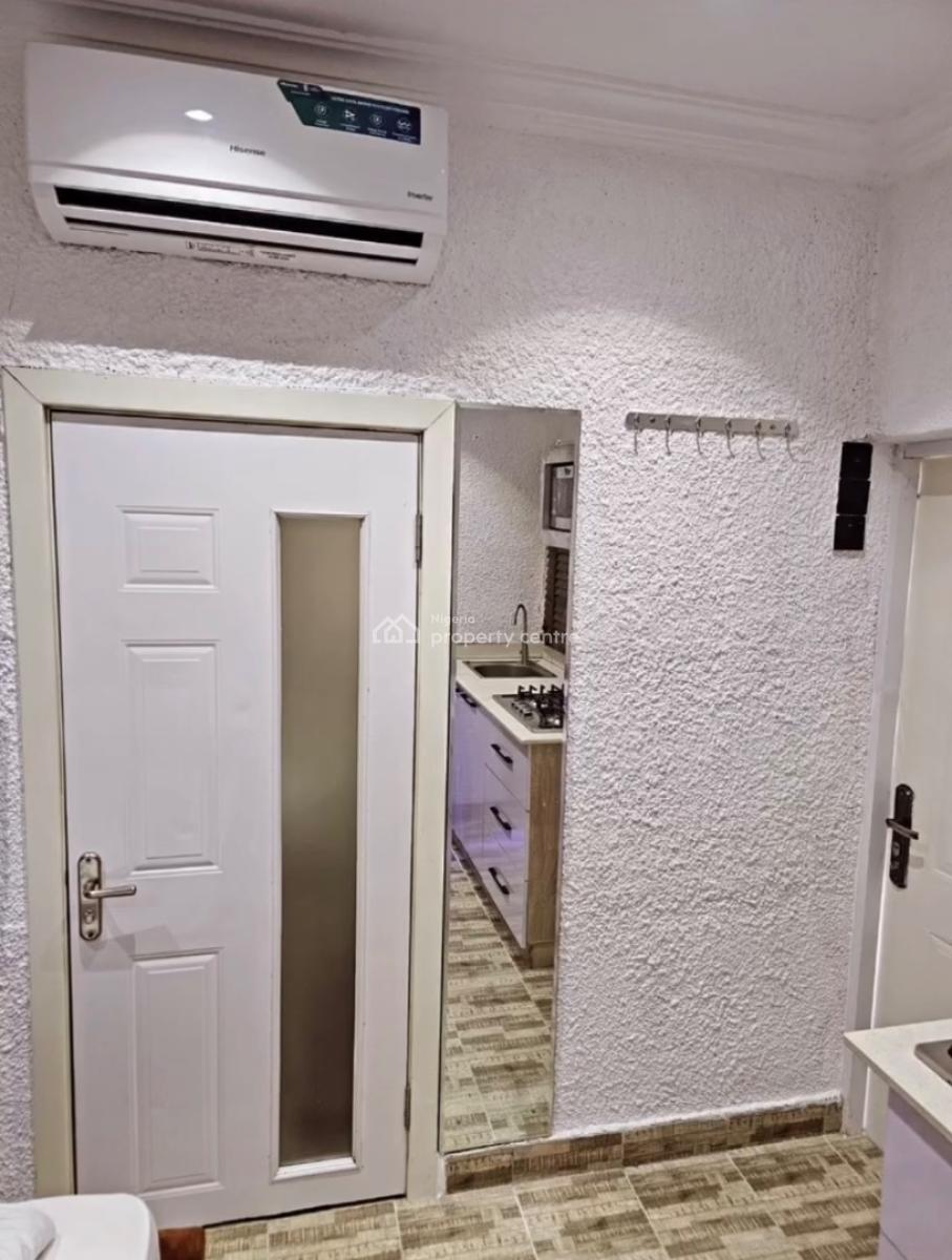 Beautifully Designed 1-bedroom Apartment with Modern Interiors, Oniru, Victoria Island (vi), Lagos, Flat / Apartment Short Let