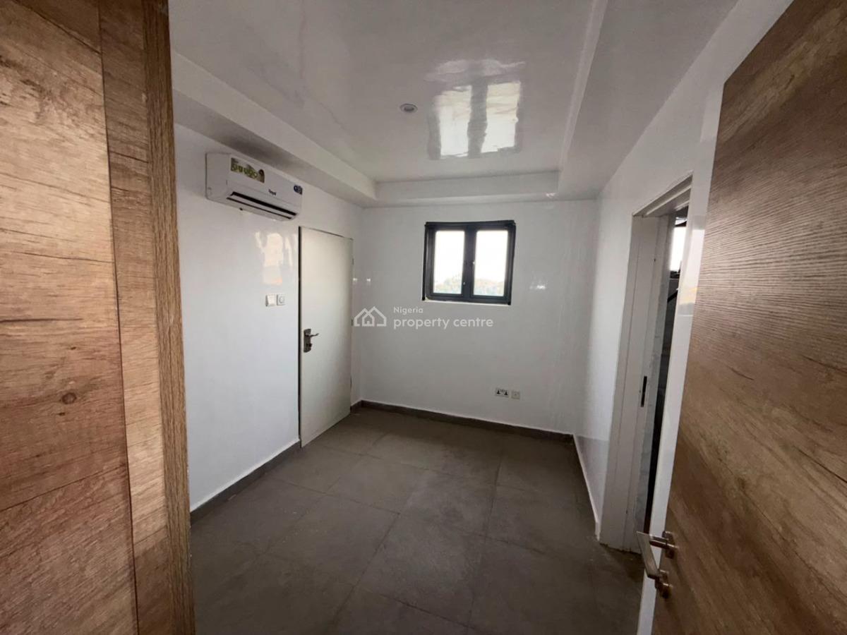 Luxurious 3 Bedroom/penthouse, Life Camp/jabi Airport Road., Jabi, Abuja, Block of Flats for Sale
