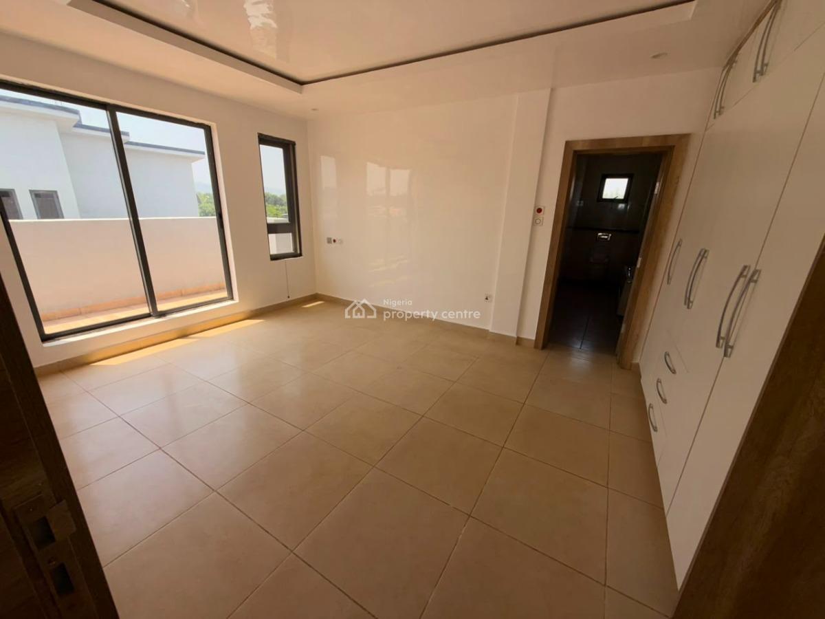 Luxurious 3 Bedroom/penthouse, Life Camp/jabi Airport Road., Jabi, Abuja, Block of Flats for Sale