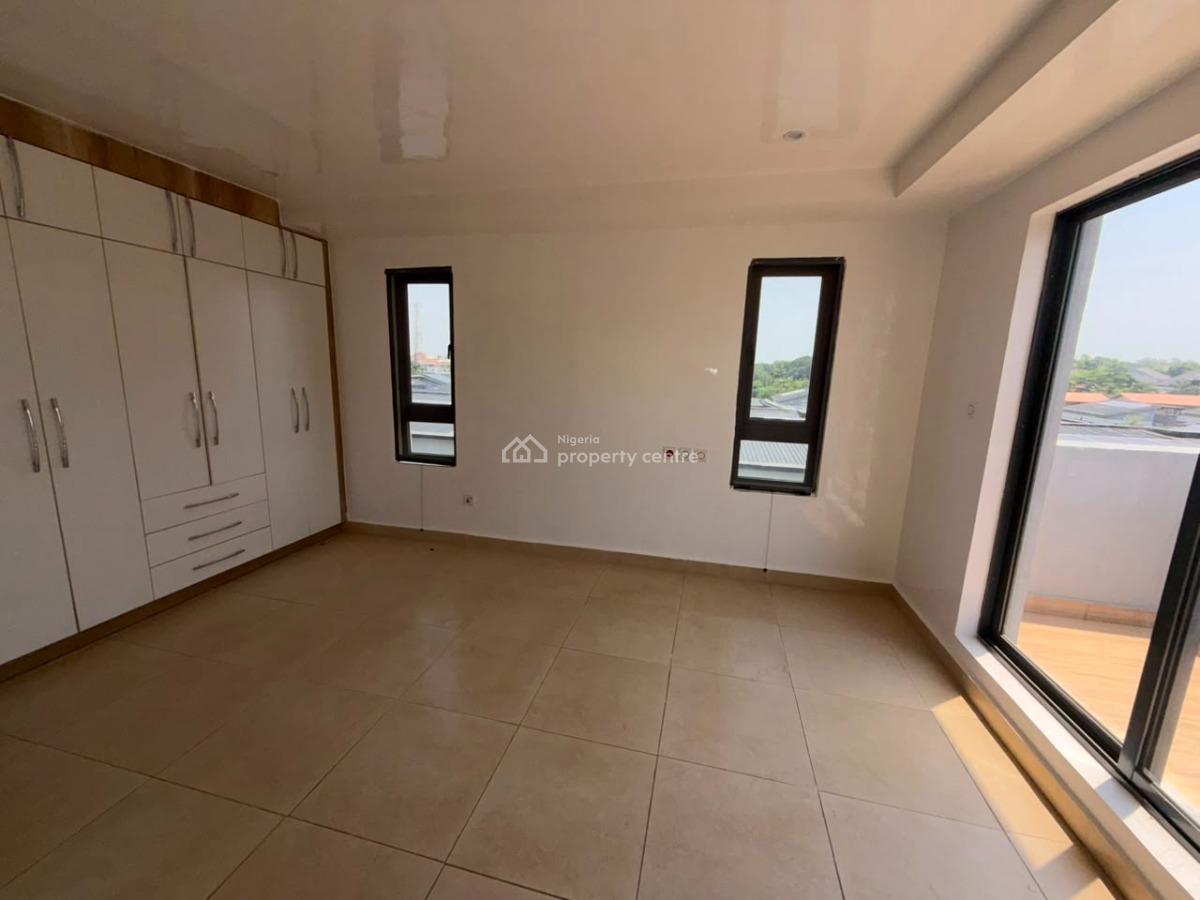 Luxurious 3 Bedroom/penthouse, Life Camp/jabi Airport Road., Jabi, Abuja, Block of Flats for Sale