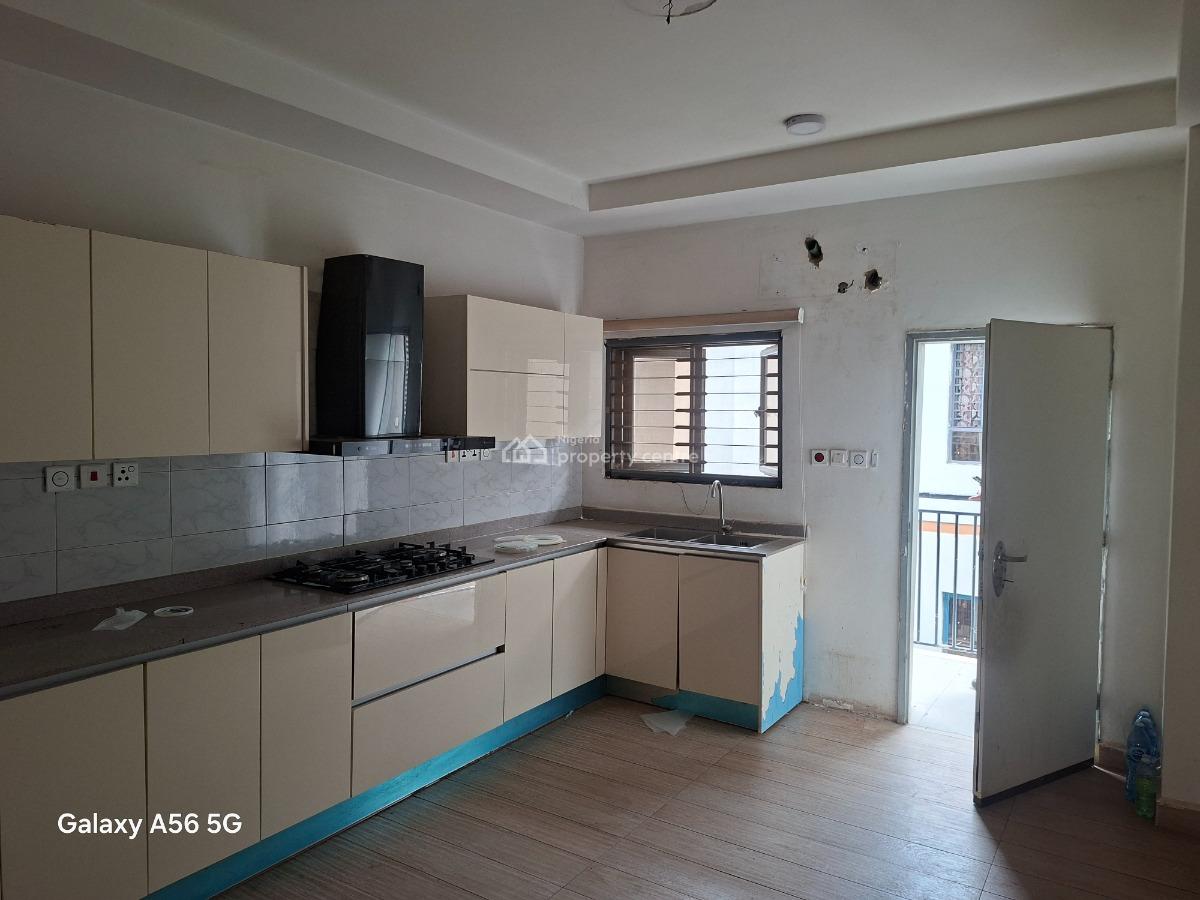 3 Bedrooms Flat with 1 Room Bq, Near Tak Continental, Life Camp, Abuja, Flat / Apartment for Rent