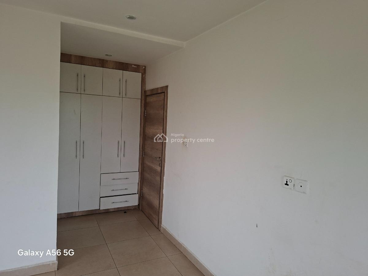 3 Bedrooms Flat with 1 Room Bq, Near Tak Continental, Life Camp, Abuja, Flat / Apartment for Rent