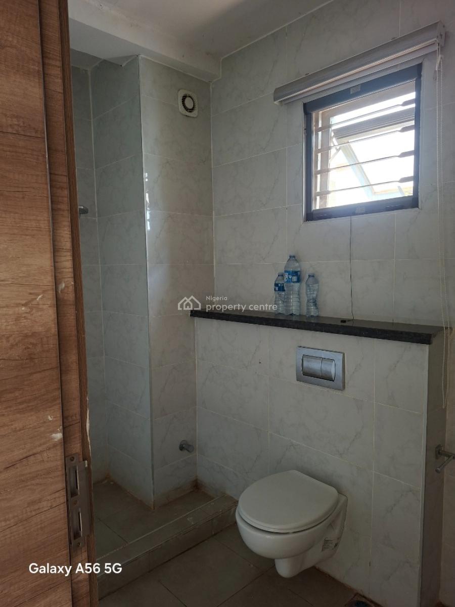 3 Bedrooms Flat with 1 Room Bq, Near Tak Continental, Life Camp, Abuja, Flat / Apartment for Rent