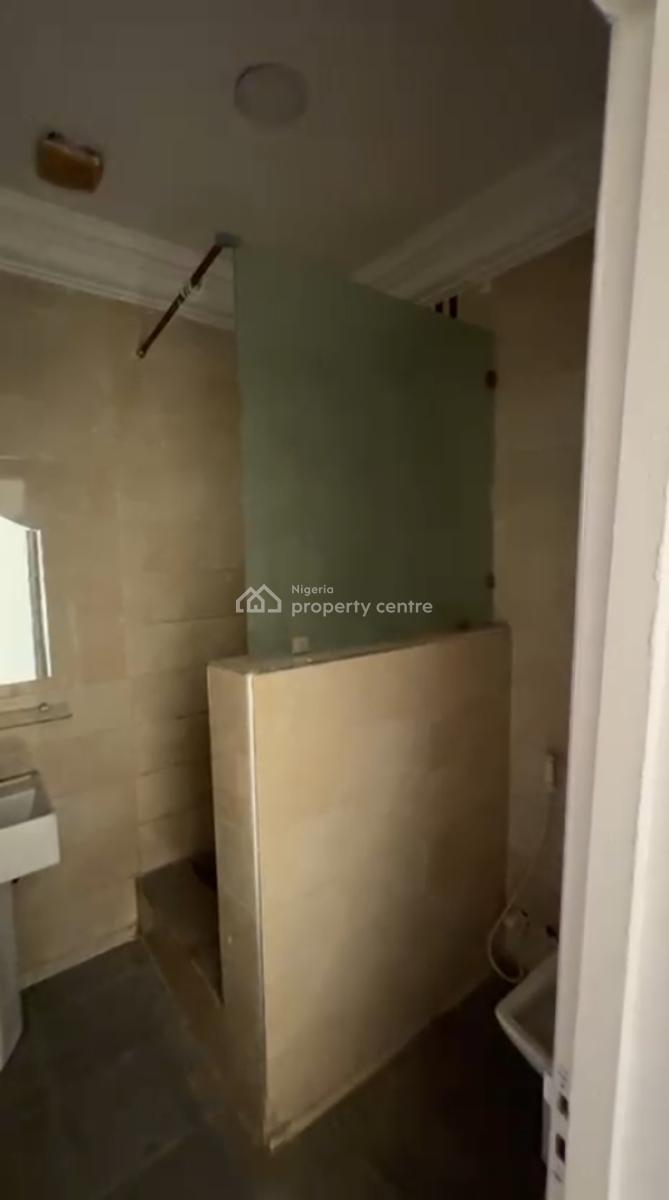 Executive 2 Bedroom Apartment with All Room Esnsuit, Ikeja Estate, Alausa, Ikeja, Lagos, Flat / Apartment for Rent