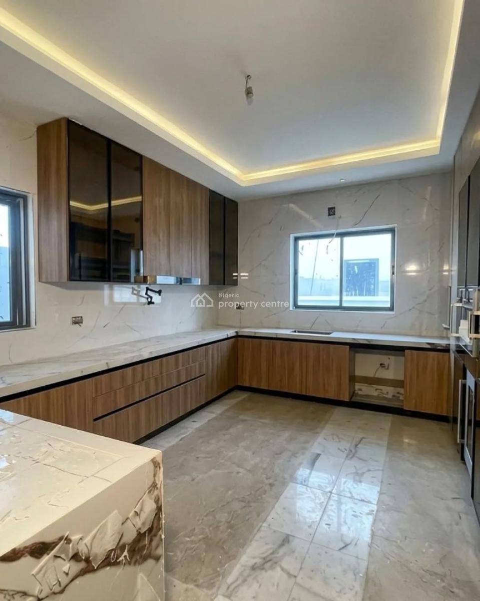 Spacious  6 Bedroom Fully  Detached Duplex with Pool, Gym, Study Room,, Swimming Pool• Gym• Entertainment Area• 2bq• Ensuite Rooms • Aesthetic, Banana Island, Ikoyi, Lagos, Detached Duplex for Sale
