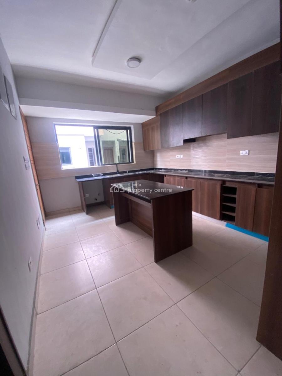 Remarkably & Tastefully Built 4 Bedroom Terrace Duplex with Bq, Pool, Lekki Phase 1, Lekki, Lagos, Terraced Duplex for Rent