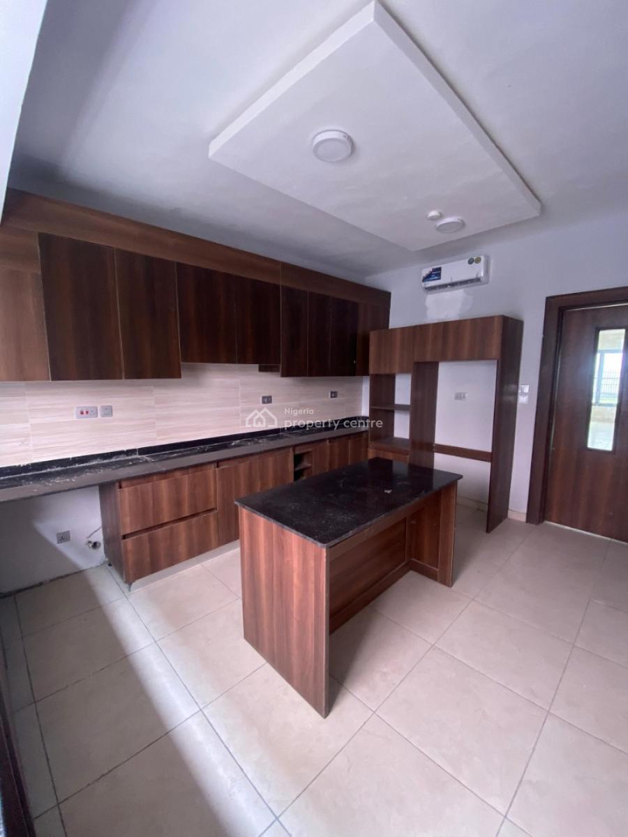 Remarkably & Tastefully Built 4 Bedroom Terrace Duplex with Bq, Pool, Lekki Phase 1, Lekki, Lagos, Terraced Duplex for Rent