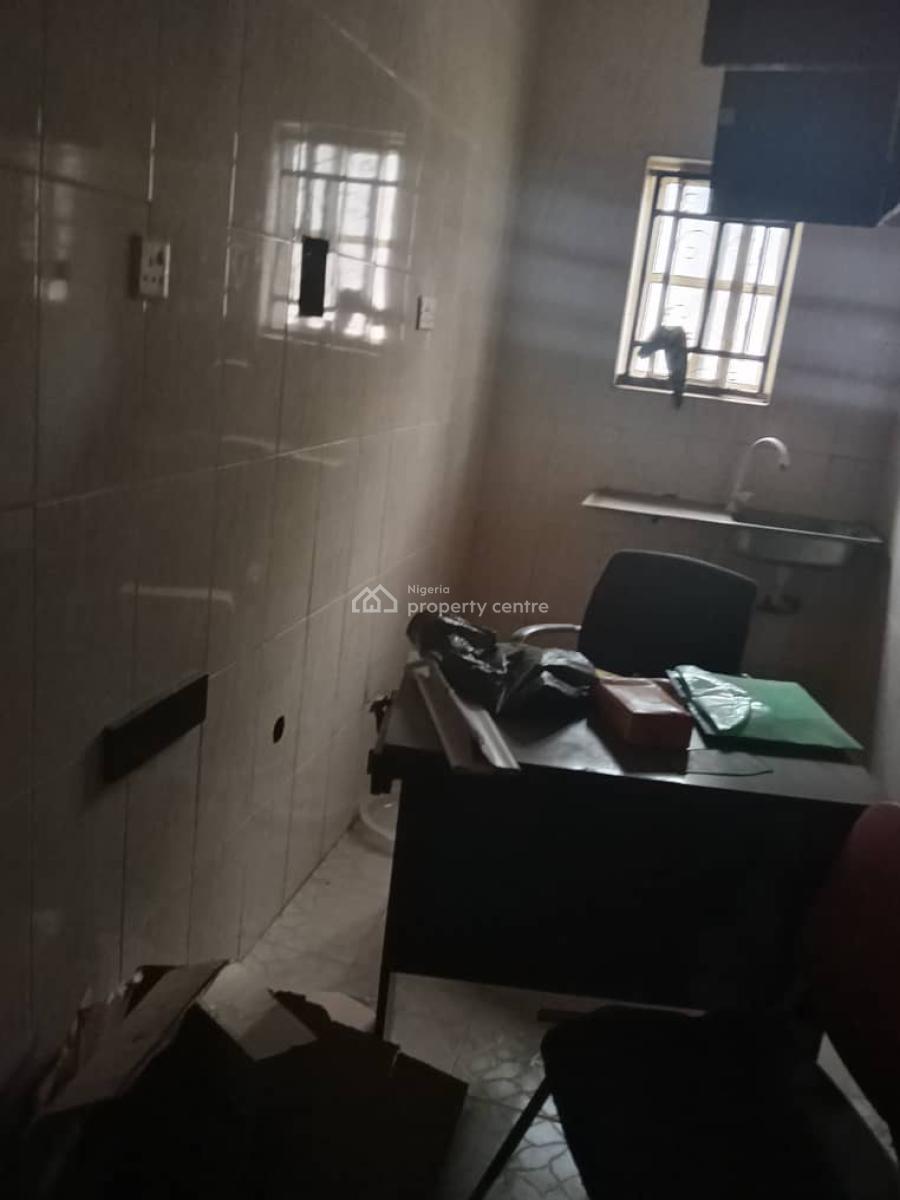 a Storey Building of 2units 4 Bedroom Flat and a Big Shop, Along Owutu Ishawo Road Via Agric Bus Stop Ikorodu, Isawo, Ikorodu, Lagos, Block of Flats for Sale