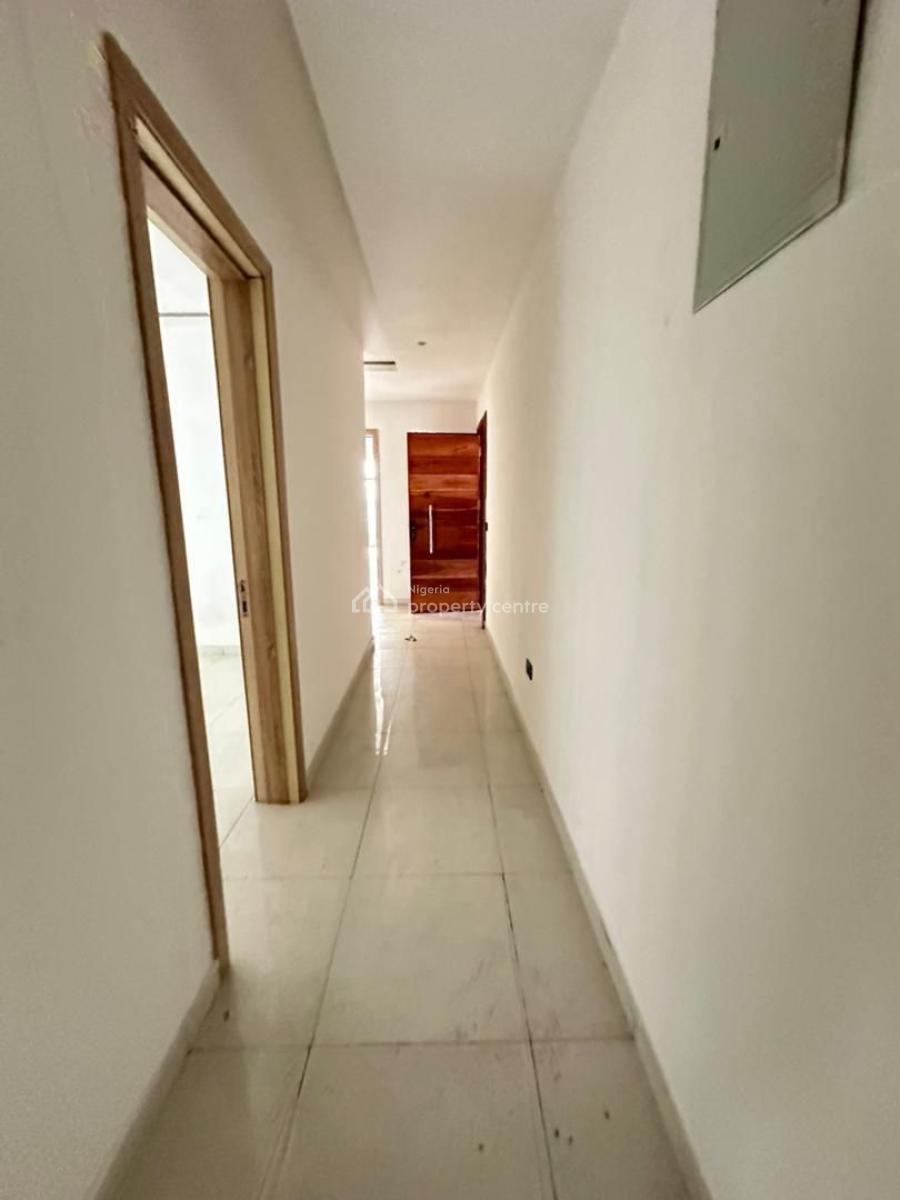 Luxury 3 Bedroom Apartment with Bq, Swimming Pool & Gym, Lekki Phase 1, Lekki, Lagos, Flat / Apartment for Sale
