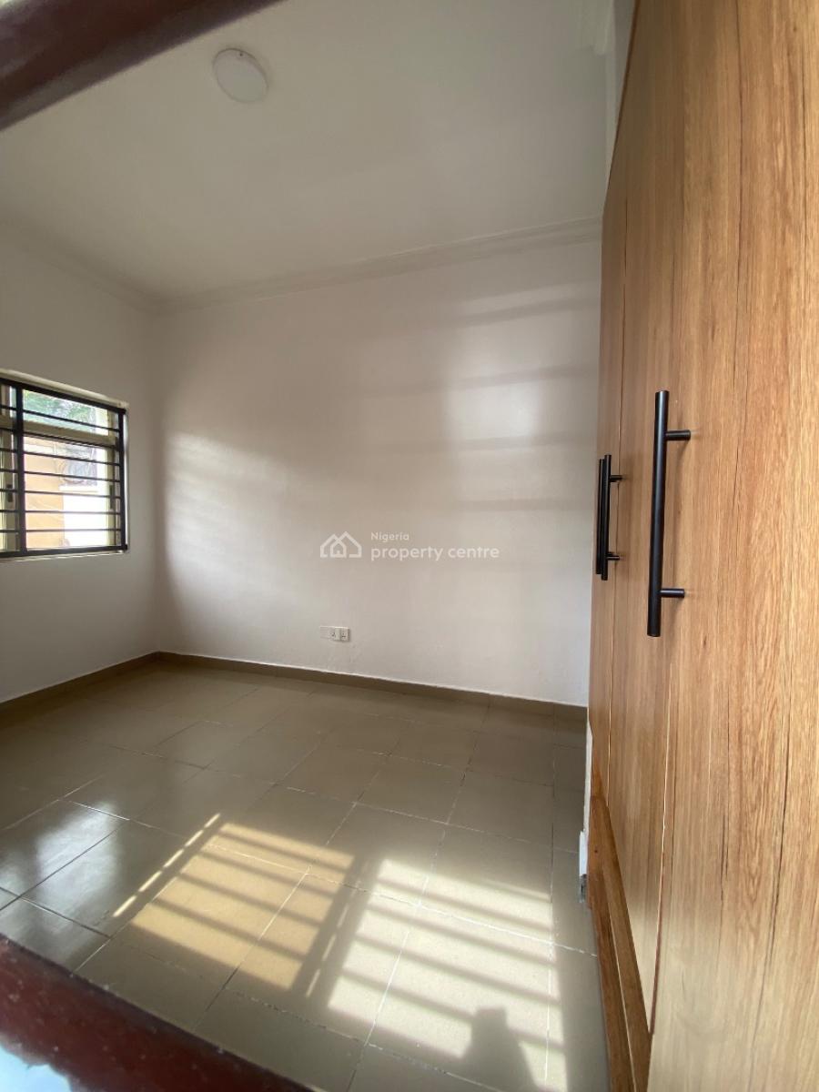 Very Spacious  2-bedroom Apartment, Close to The Express (dm for Video, Ikota, Lekki, Lagos, Flat / Apartment for Rent