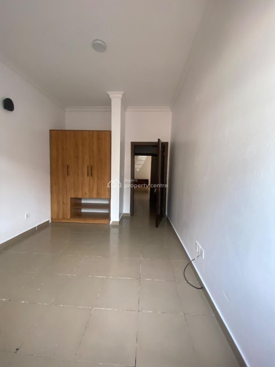 Very Spacious  2-bedroom Apartment, Close to The Express (dm for Video, Ikota, Lekki, Lagos, Flat / Apartment for Rent