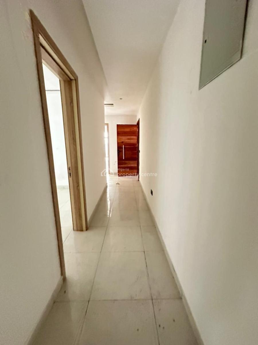 Brand Newly Built Luxury 3bedrooms Apartment with Pool,gym & Bq, Lekki Phase 1 Proper Off Durosinmi Etti Drive, Lekki, Lagos, Flat / Apartment for Sale