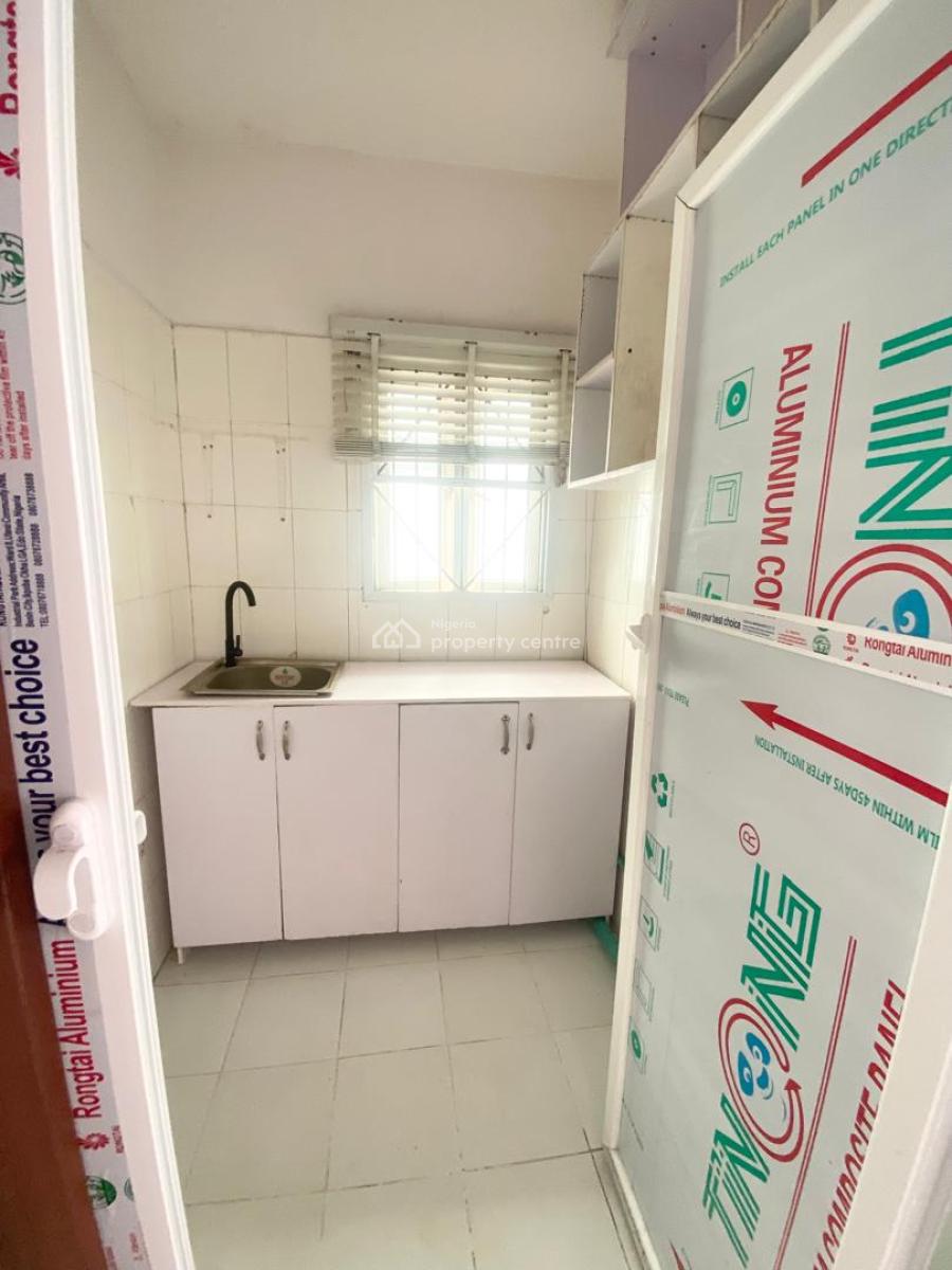 Spacious Room Self Contained, Lekki Phase 1, Lekki, Lagos, Self Contain (single Rooms) for Rent