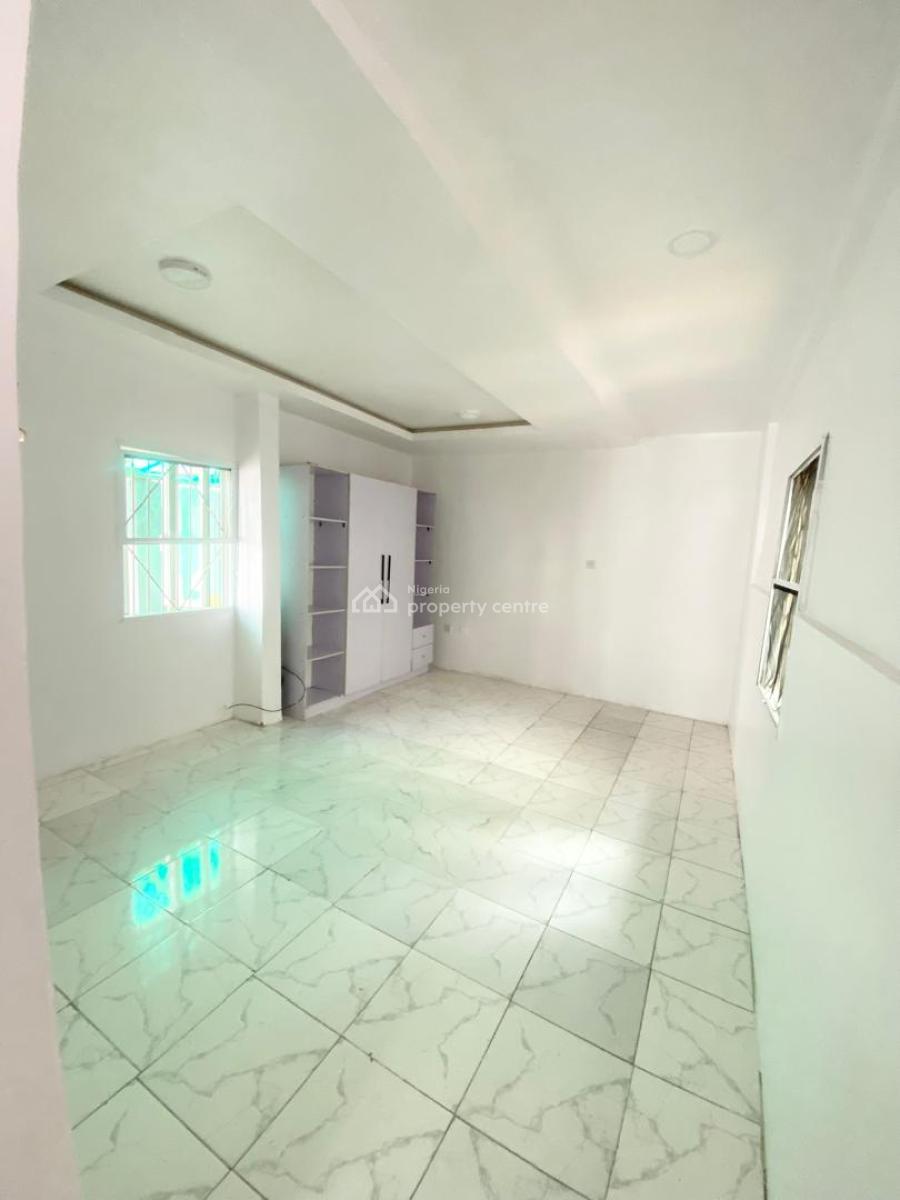 Spacious Single Room Self-contained, Lekki Phase 1, Lekki, Lagos, Self Contain (single Rooms) for Rent