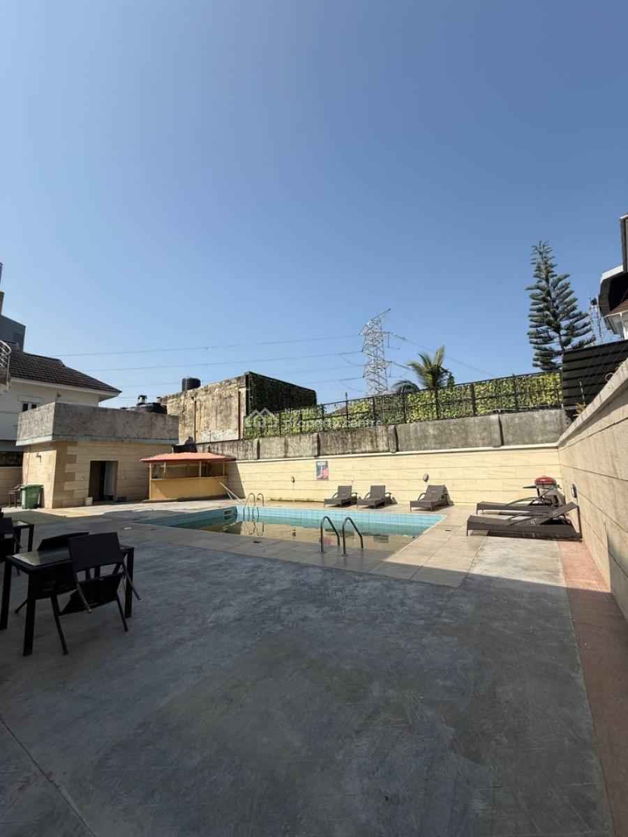 16-rooms Detached House, Lekki Phase 1, Lekki, Lagos, Flat / Apartment for Rent