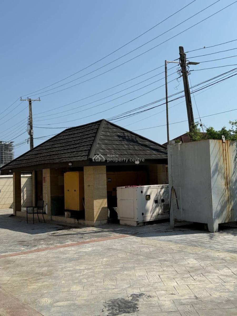 16-rooms Detached House, Lekki Phase 1, Lekki, Lagos, Flat / Apartment for Rent