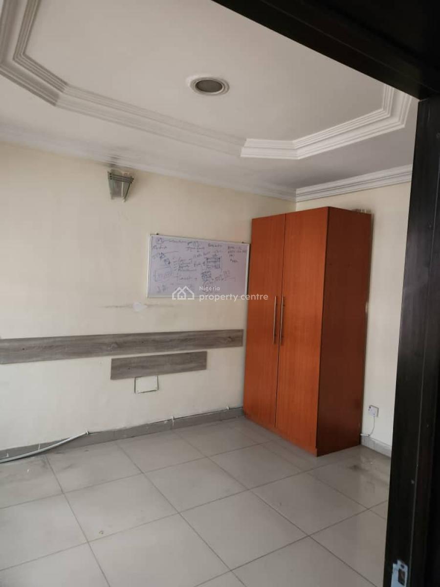 Semi Detached 5beds with 1 Room Bq, Lekki Phase 1, Lekki, Lagos, Flat / Apartment for Rent