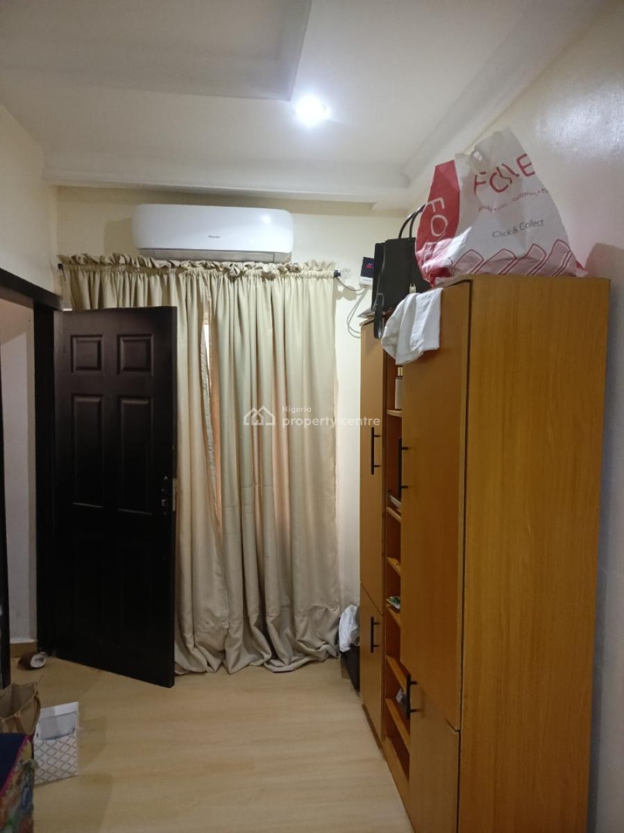 Single Room Self Contain, Legali Ayorinde Street, Victoria Island (vi), Lagos, Self Contain (single Rooms) for Rent