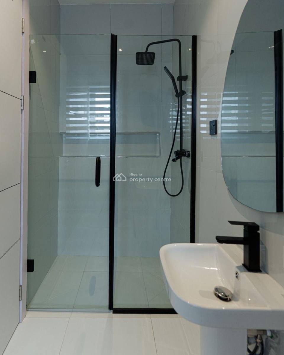 Luxury 1 Bedroom Apartment with Luxury Finishes, Lekki Phase 1, Lekki, Lagos, Flat / Apartment Short Let